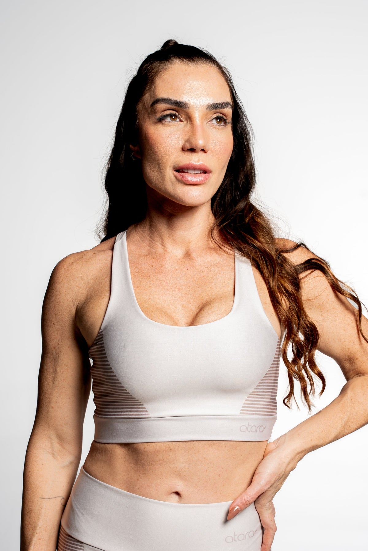 Top Nadador Tower Dourada